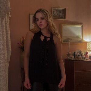 Stylish Black Sleeveless Top